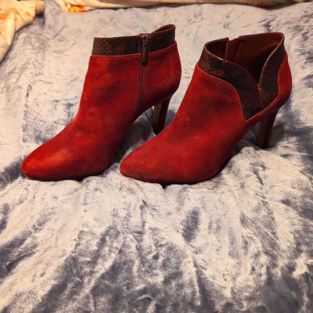 Vince Camuto Red Snakeskin Heels